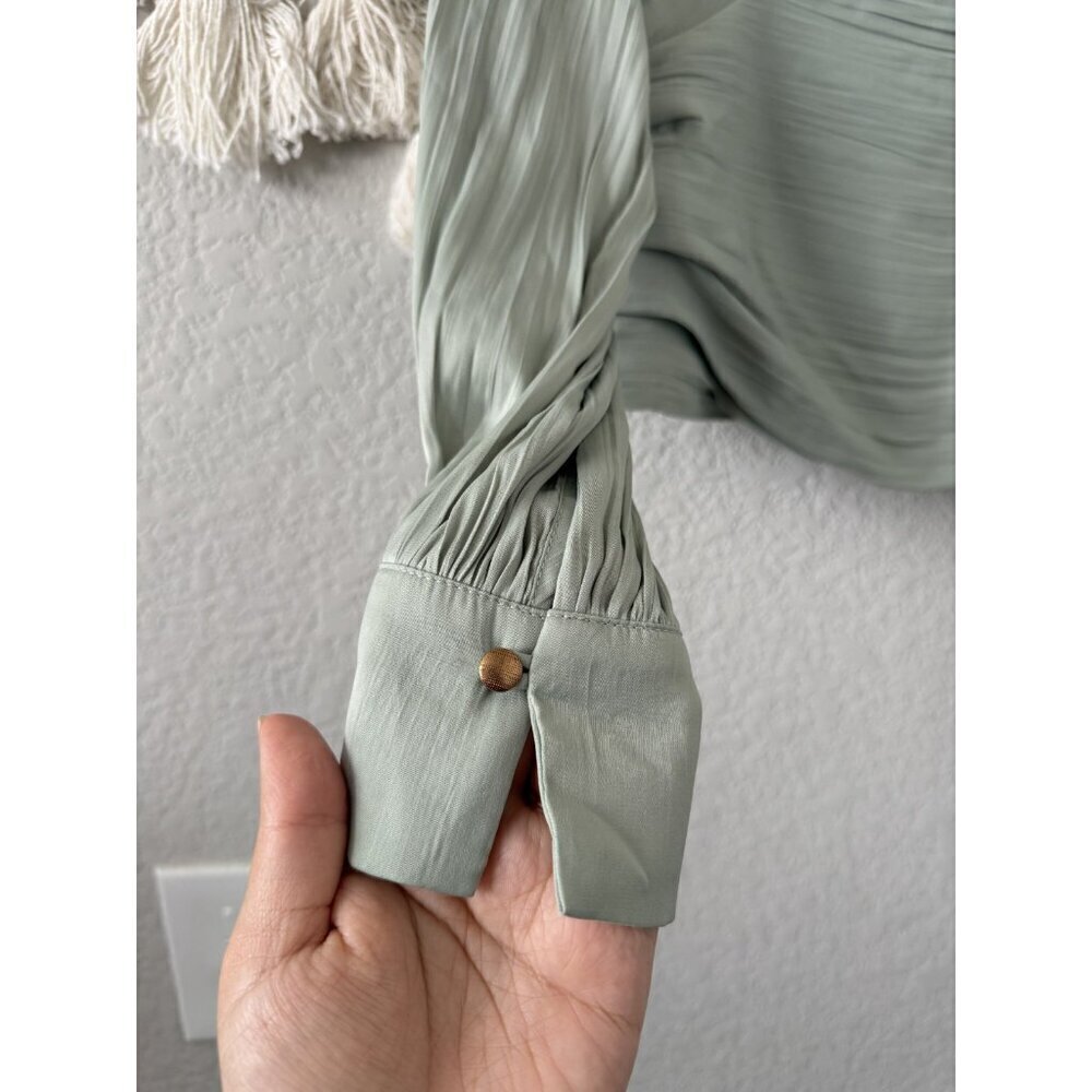 By Anthropologie Mint Green Blouson Corset Style Open Back Silky Top Elegant MP - Picture 9 of 9